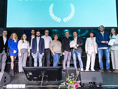 Karl Knauer wird für 40 Jahre PSI Mitgliedschaft geehrt