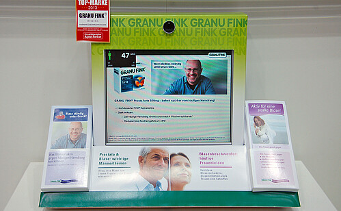 Ekspozytor z rozpoznawaniem wieku i płci